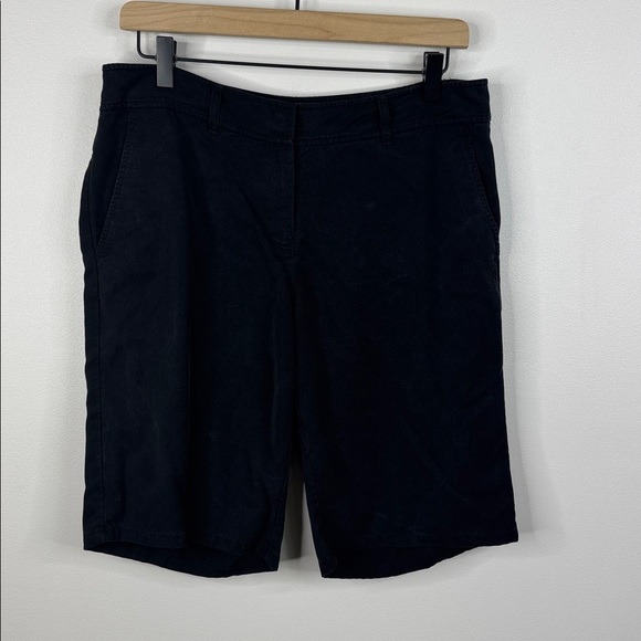 Eileen Fisher 100% Tencel Women's Small Button Front Black Walking Shorts - Picture 1 of 6